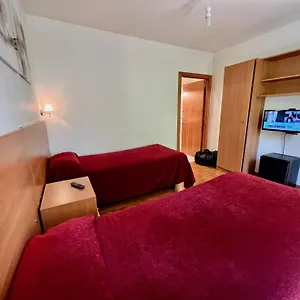2* Pensión Madrazo