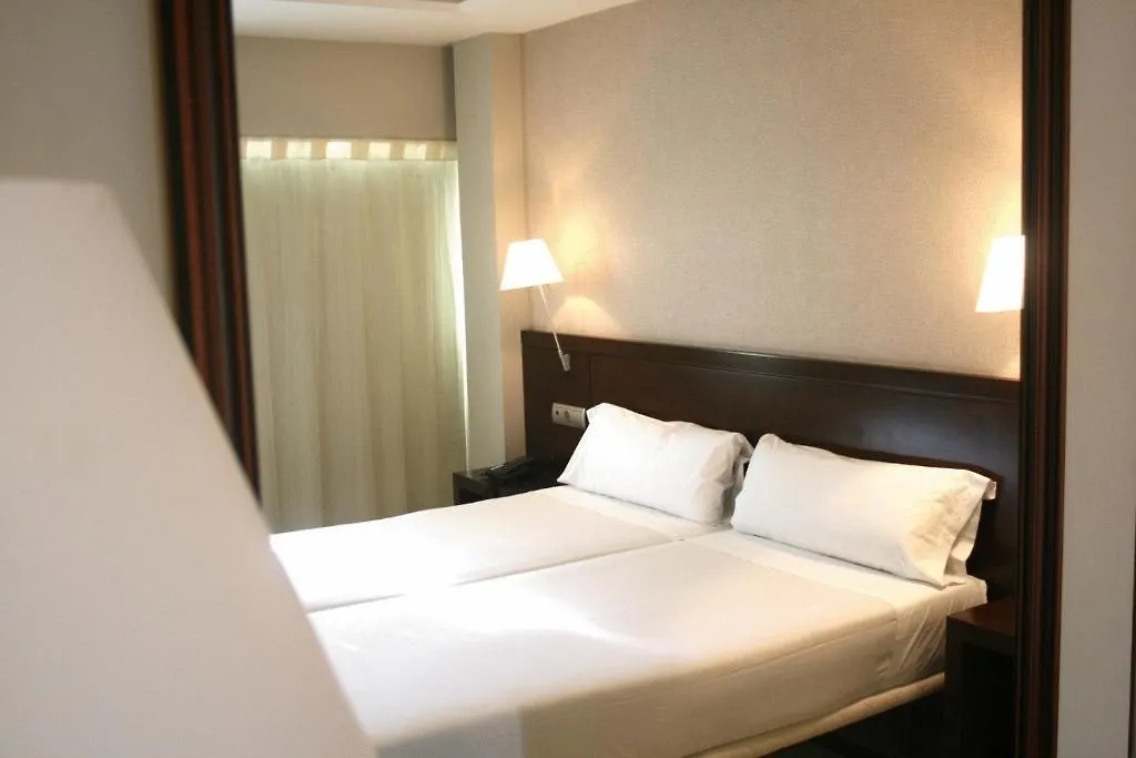Barcelona Atiram Hotels